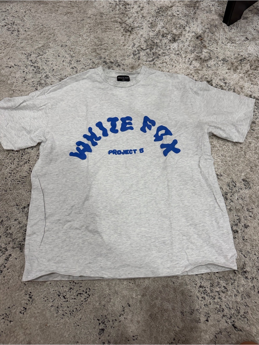 WHITE FOX Project 5 Gray Graphic Tee